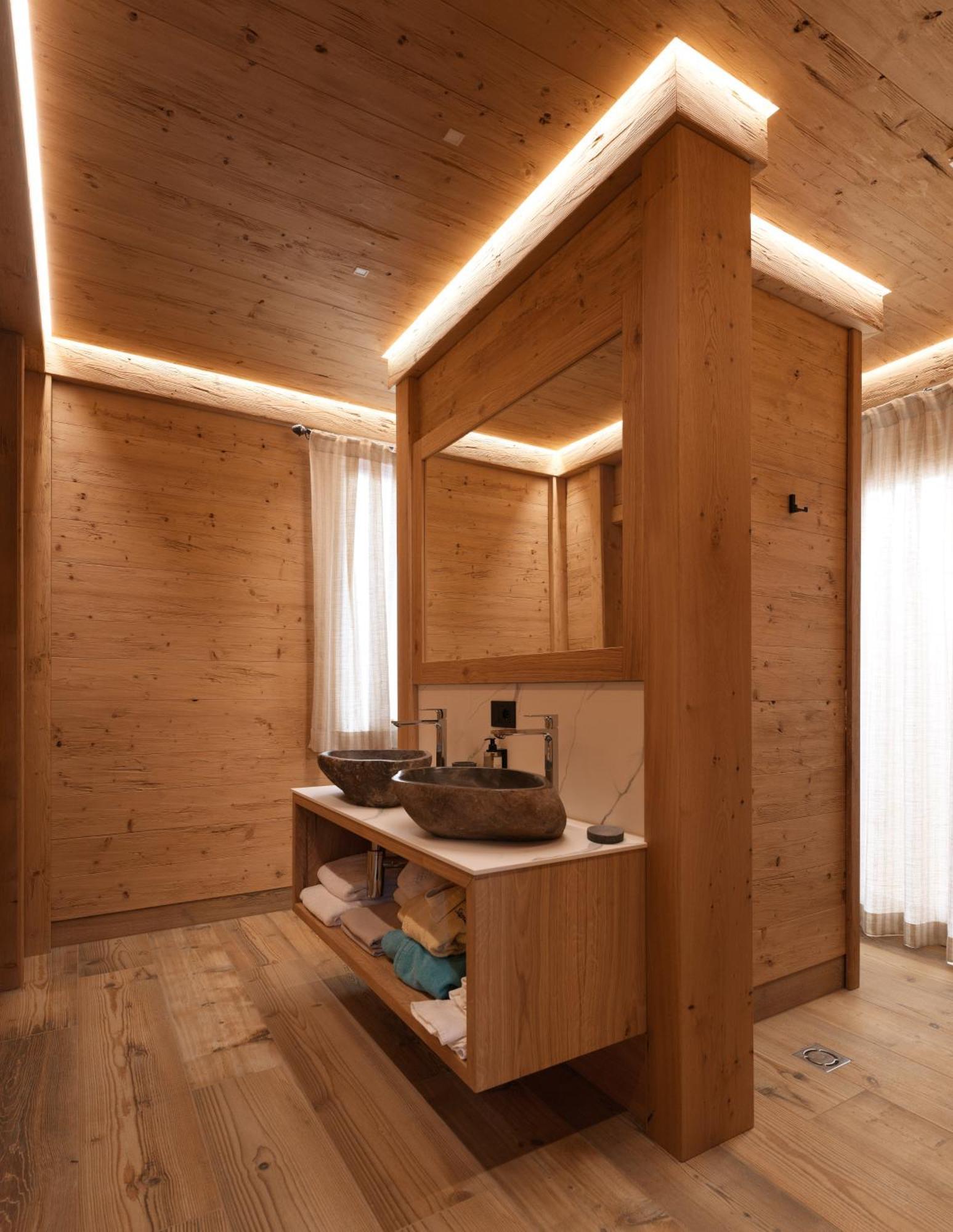 Hotel Haus Michaela Sappada Bagian luar foto