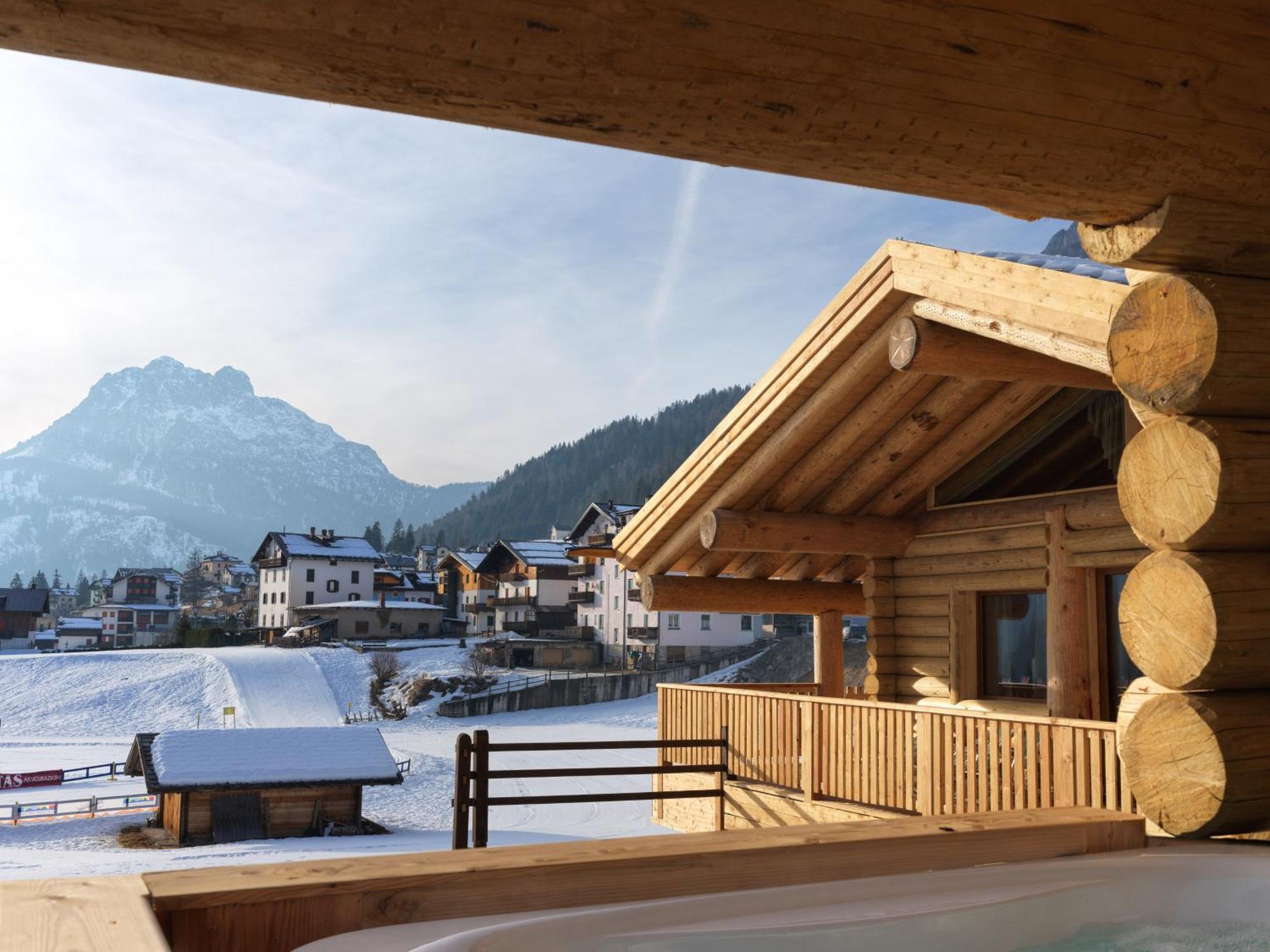 Hotel Haus Michaela Sappada Bagian luar foto