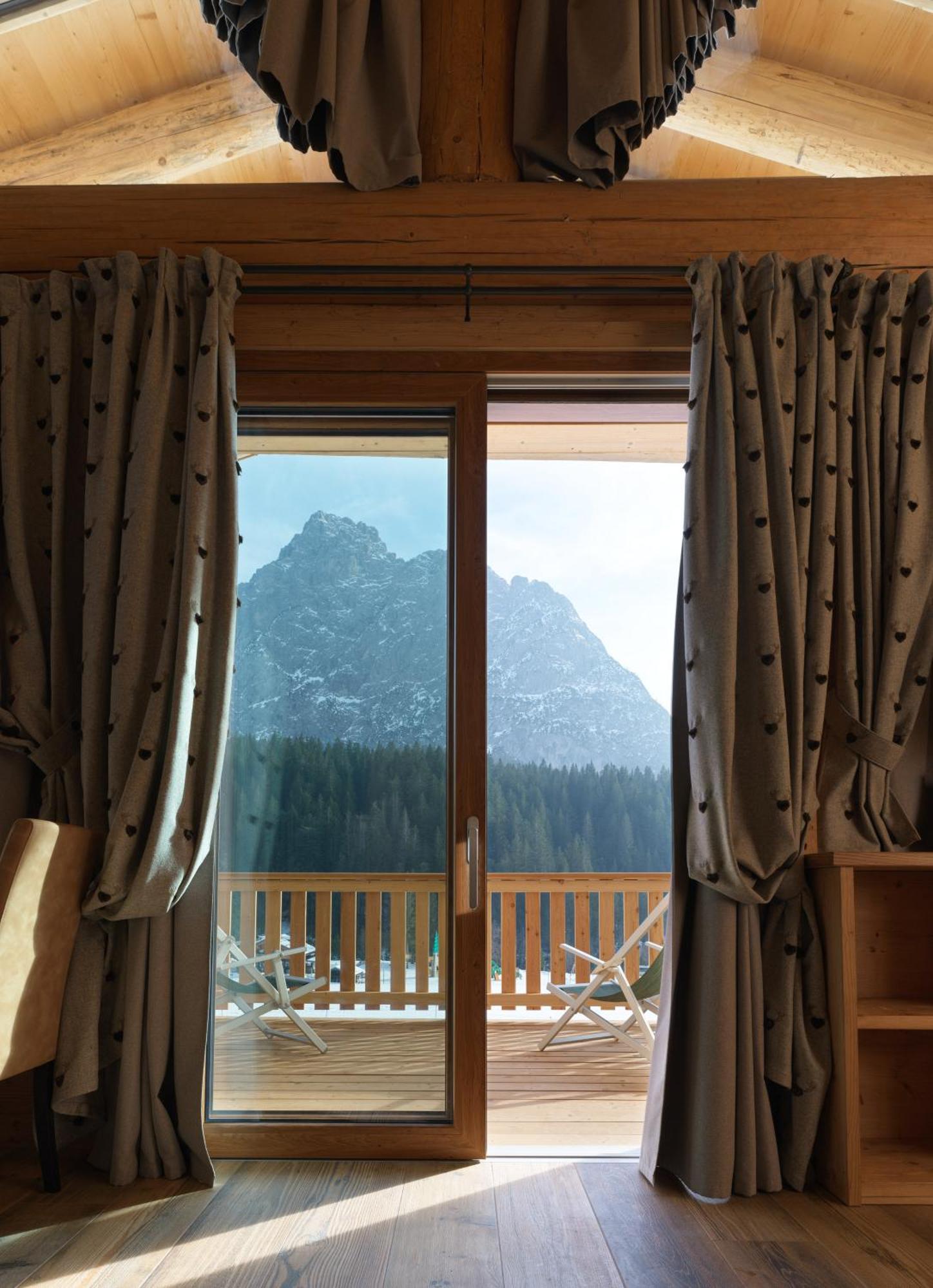 Hotel Haus Michaela Sappada Bagian luar foto