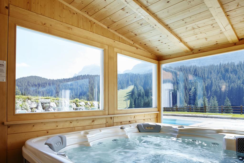 Hotel Haus Michaela Sappada Bagian luar foto