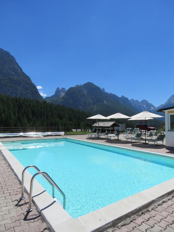 Hotel Haus Michaela Sappada Bagian luar foto